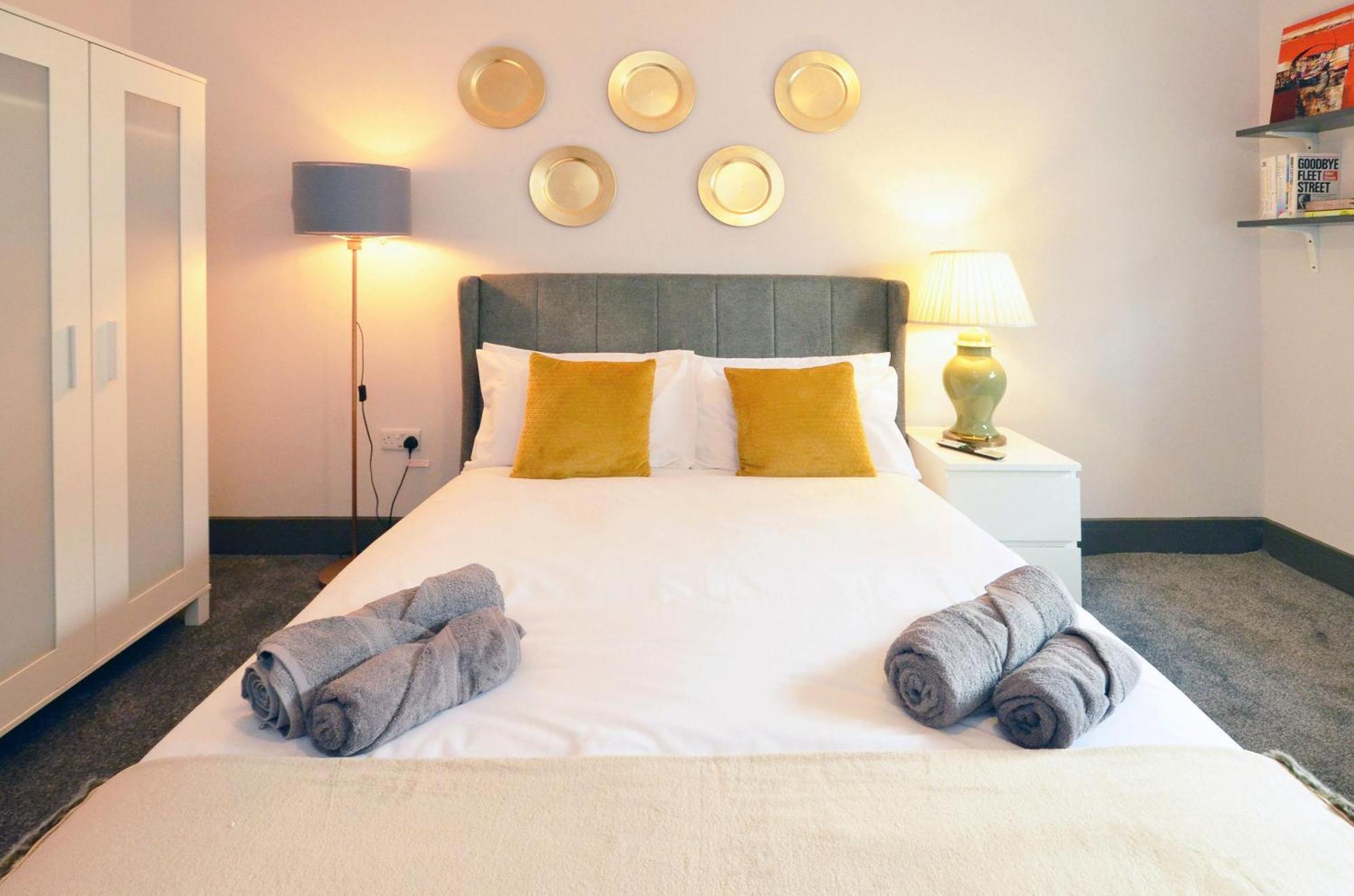 Townhouse Plus @ London Road Stoke Экстерьер фото