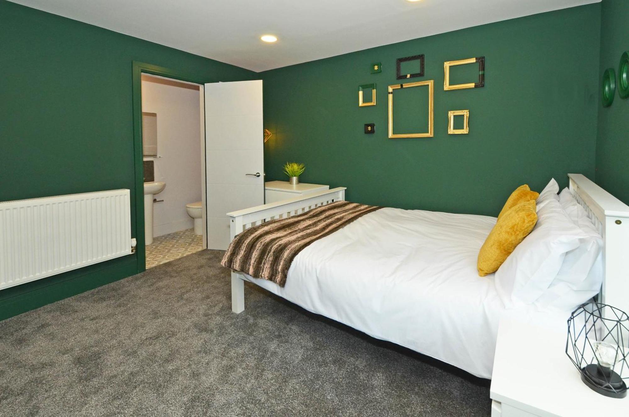 Townhouse Plus @ London Road Stoke Экстерьер фото