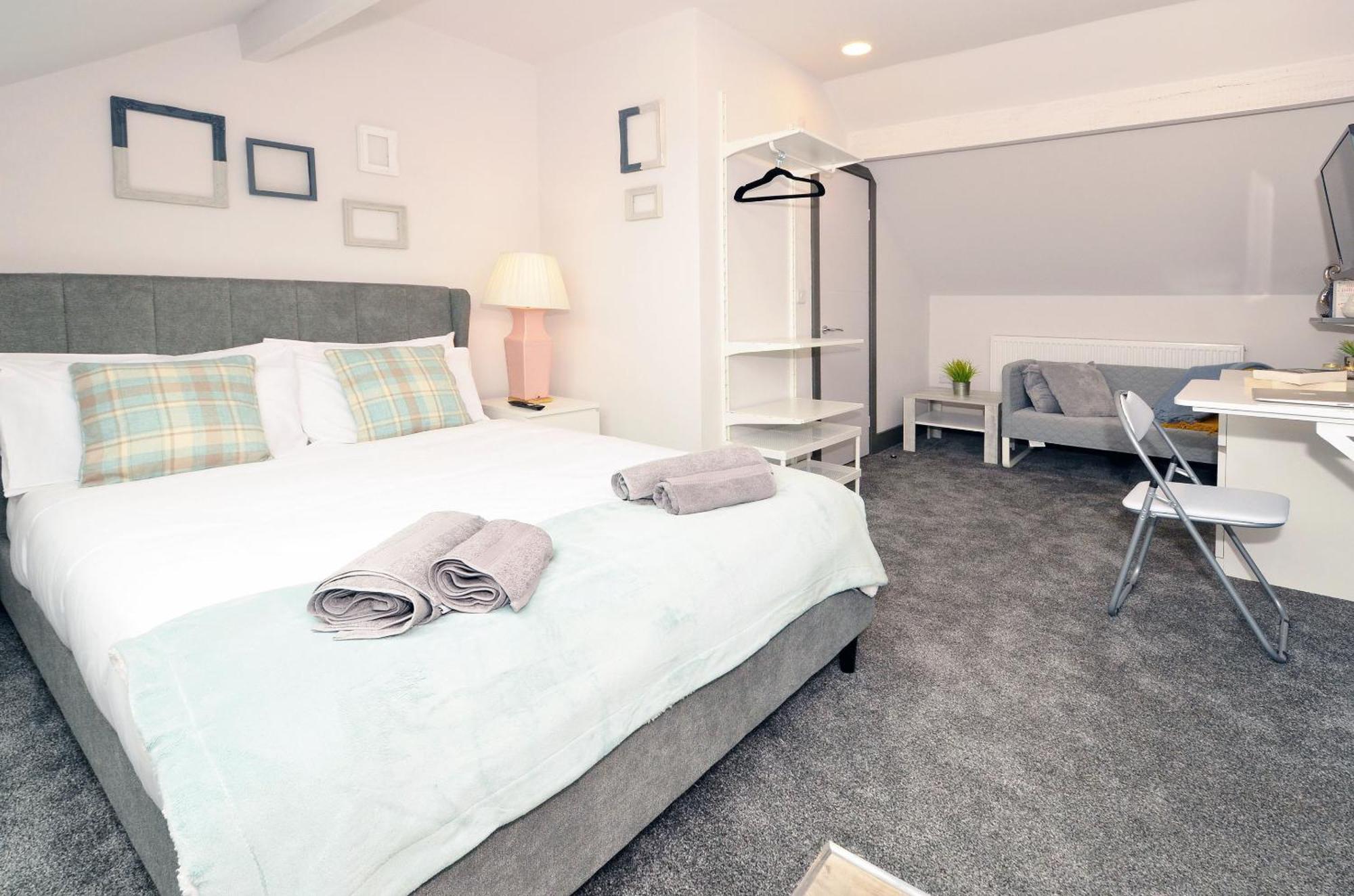 Townhouse Plus @ London Road Stoke Экстерьер фото