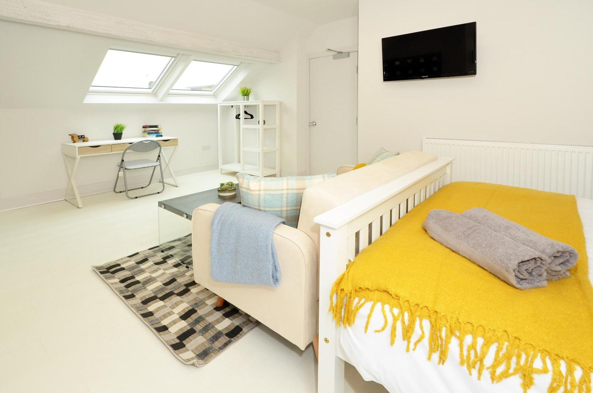 Townhouse Plus @ London Road Stoke Экстерьер фото