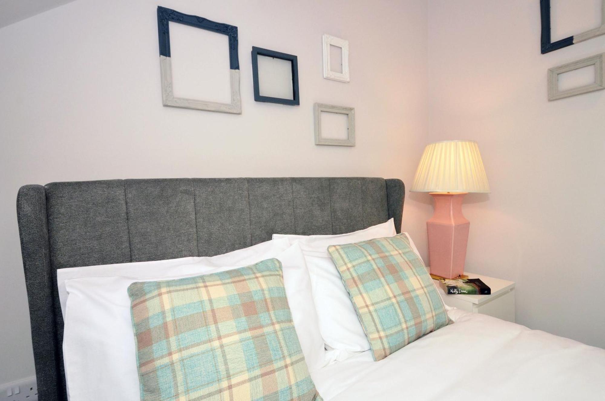 Townhouse Plus @ London Road Stoke Экстерьер фото