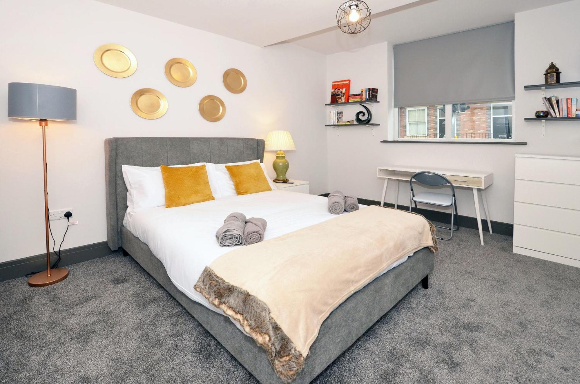 Townhouse Plus @ London Road Stoke Экстерьер фото